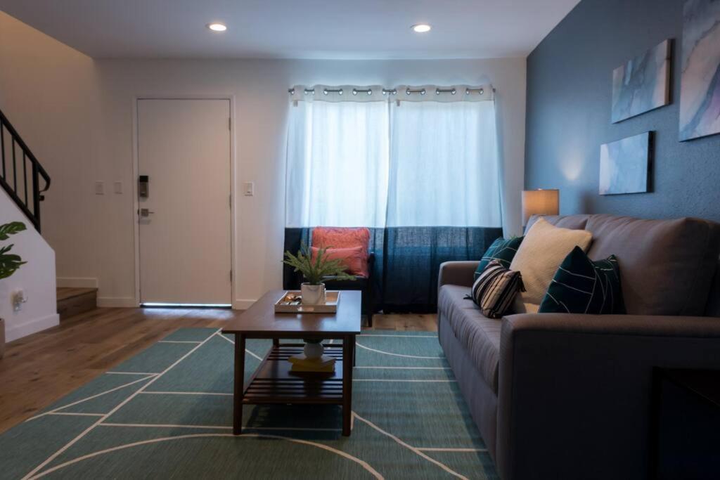 Stylish 2 Bed 1 And Half Bath Apartment Near Sofi Stadium, Lax, Forum Inglewood Zewnętrze zdjęcie