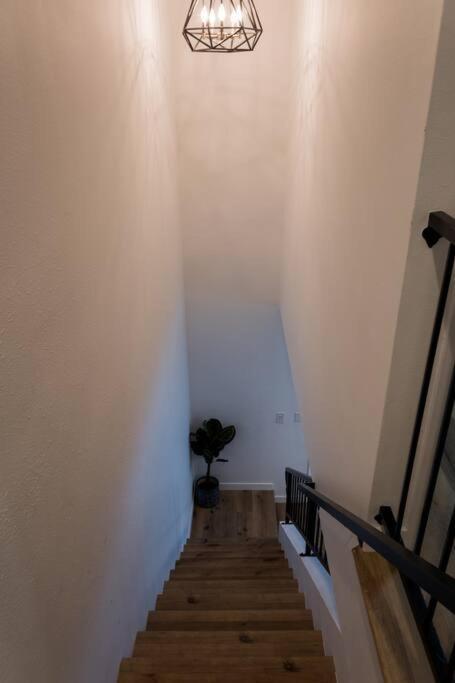 Stylish 2 Bed 1 And Half Bath Apartment Near Sofi Stadium, Lax, Forum Inglewood Zewnętrze zdjęcie